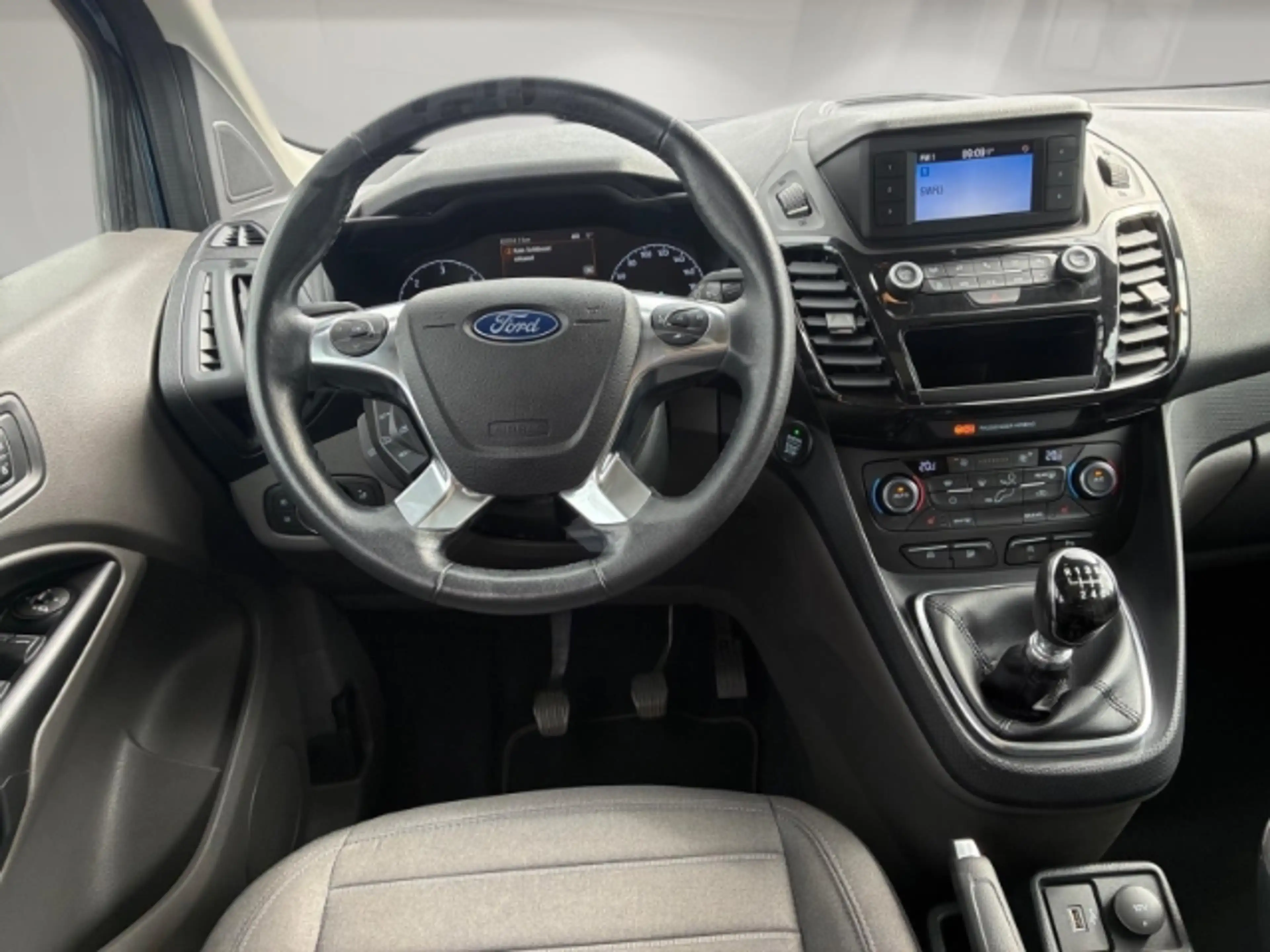 Ford Grand Tourneo 1.5 TDCi 105PS Titanium/Kamera/DAB+ — photo 11