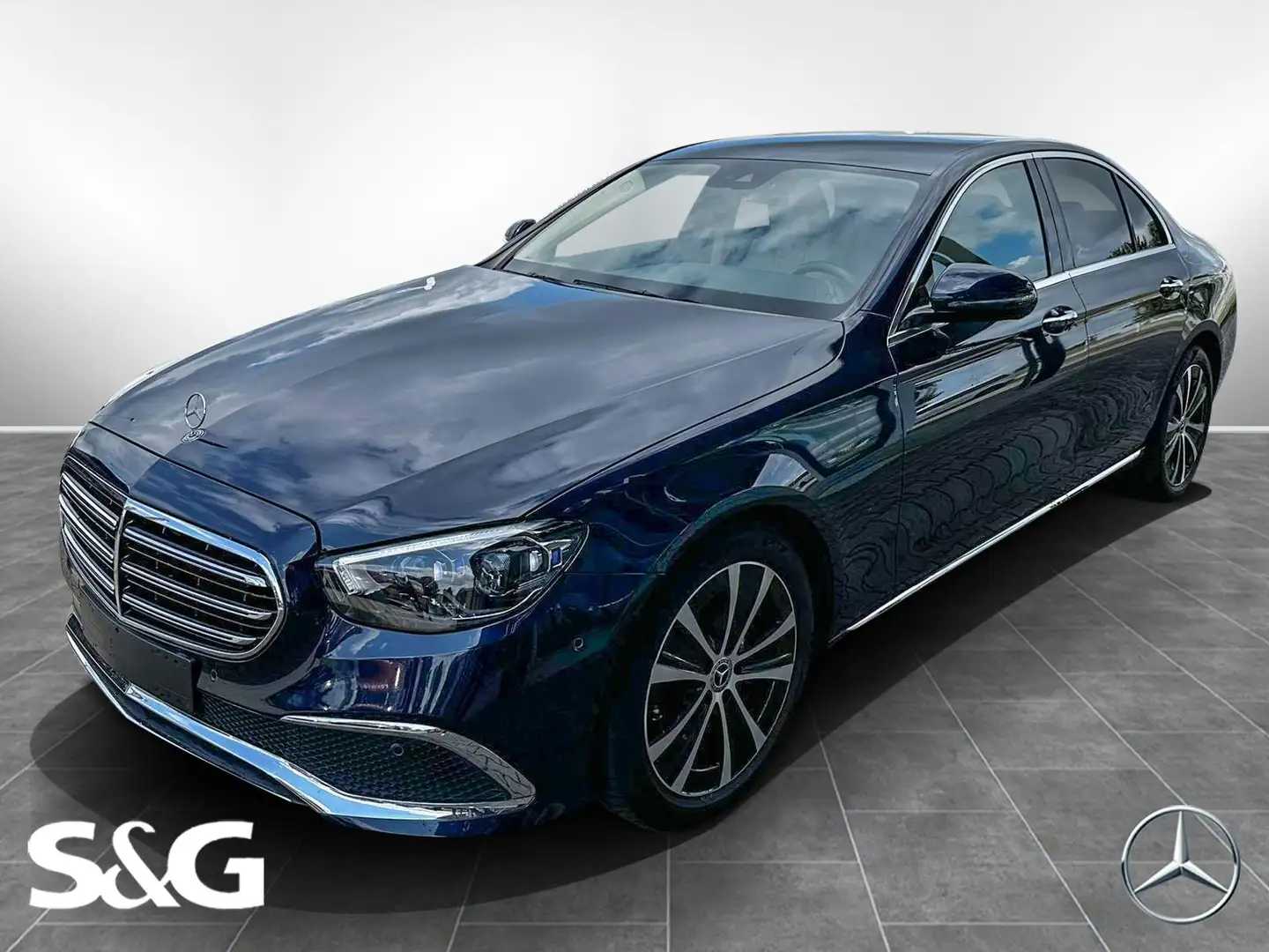 Mercedes-Benz E 220 d Limousine RüKam+MBUX+Totwink+Keyless-GO Azul - 1
