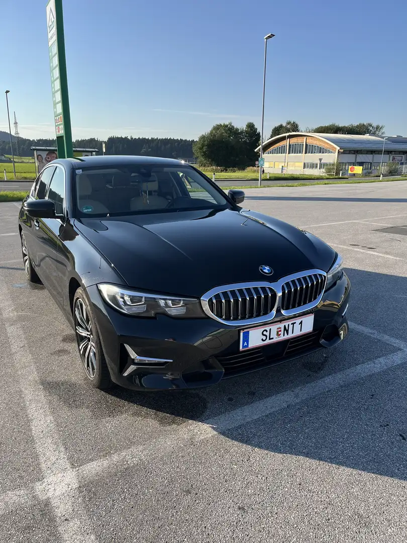 BMW 330 330d xDrive - 1