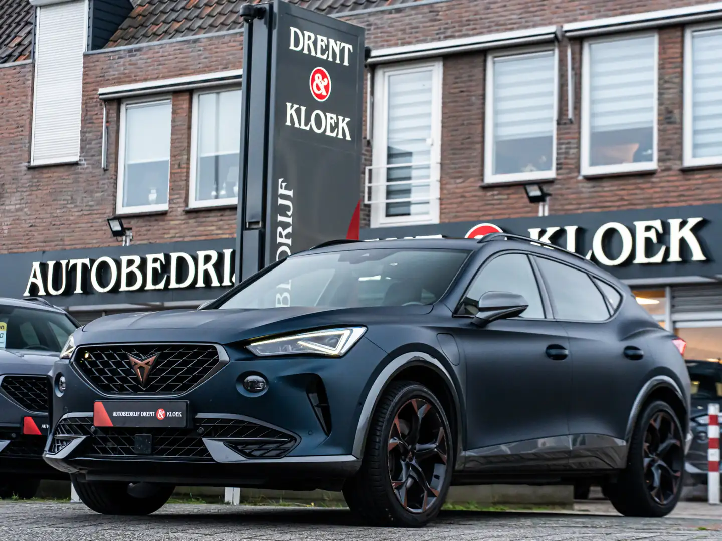 CUPRA Formentor 1.4 e-Hybrid VZ Copper Edition PANO ELEK TREKHAAK Bleu - 1