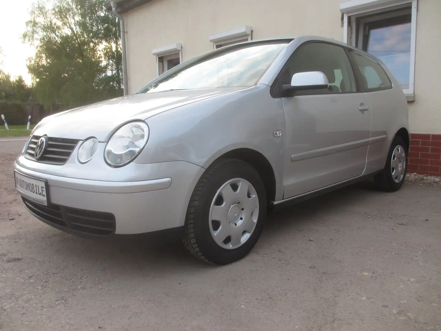 Volkswagen Polo 1.4 TDI.Klima. Silber - 1