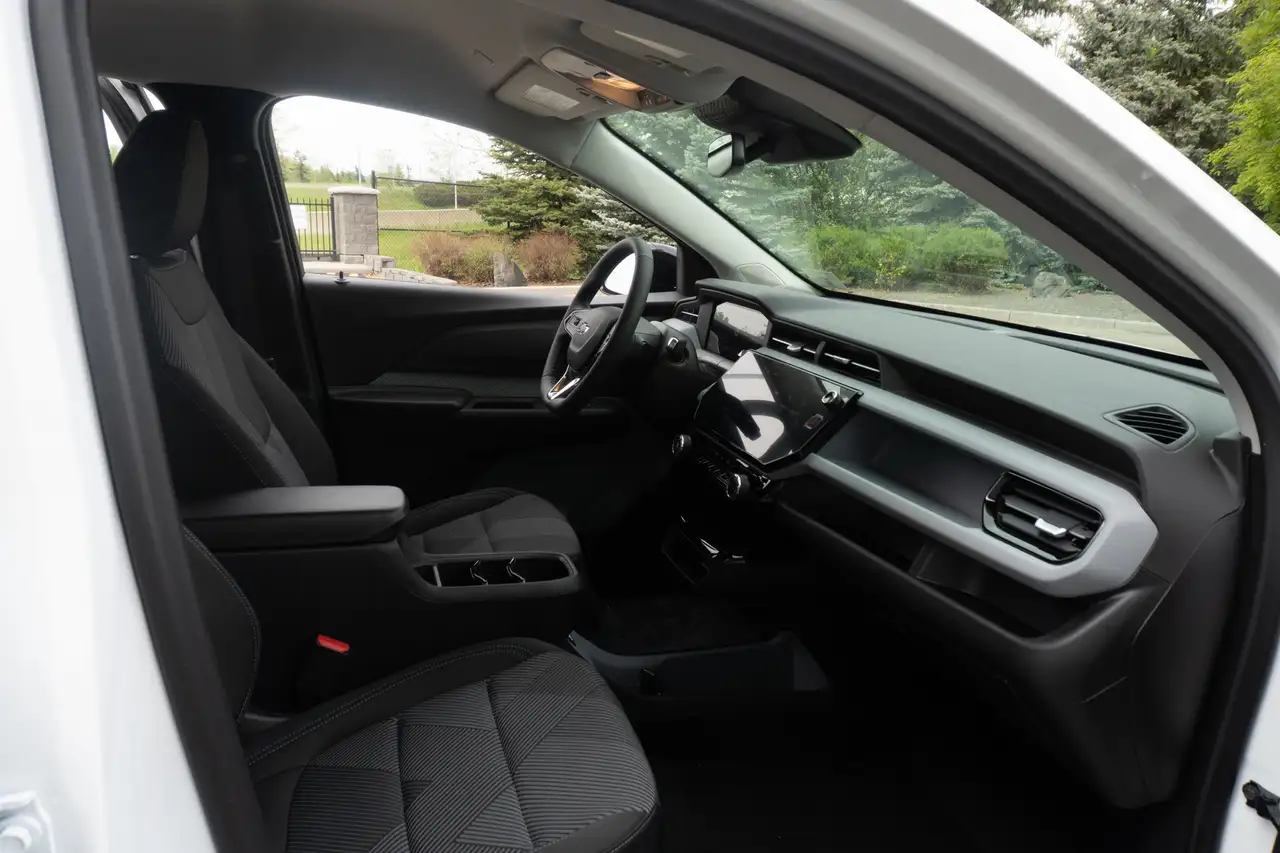 Chevrolet Bolt снимка Chevrolet Bolt
