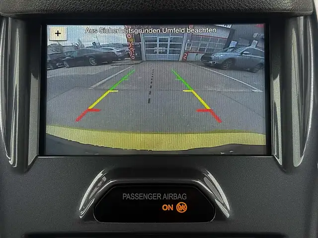 Ford Tourneo Connect view 13