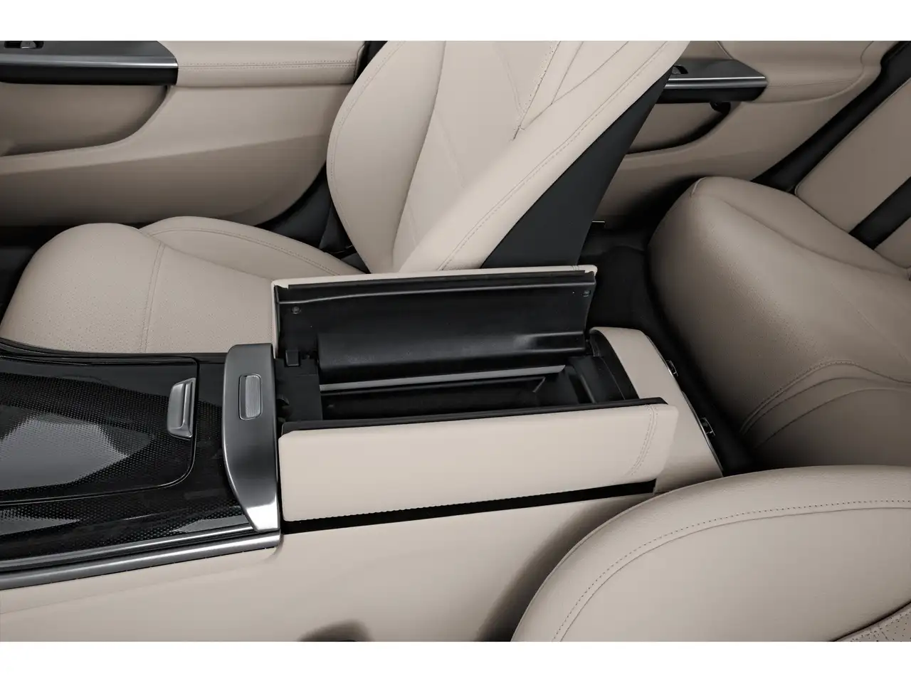 Mercedes-Benz C-Class photo Mercedes-Benz C-Class