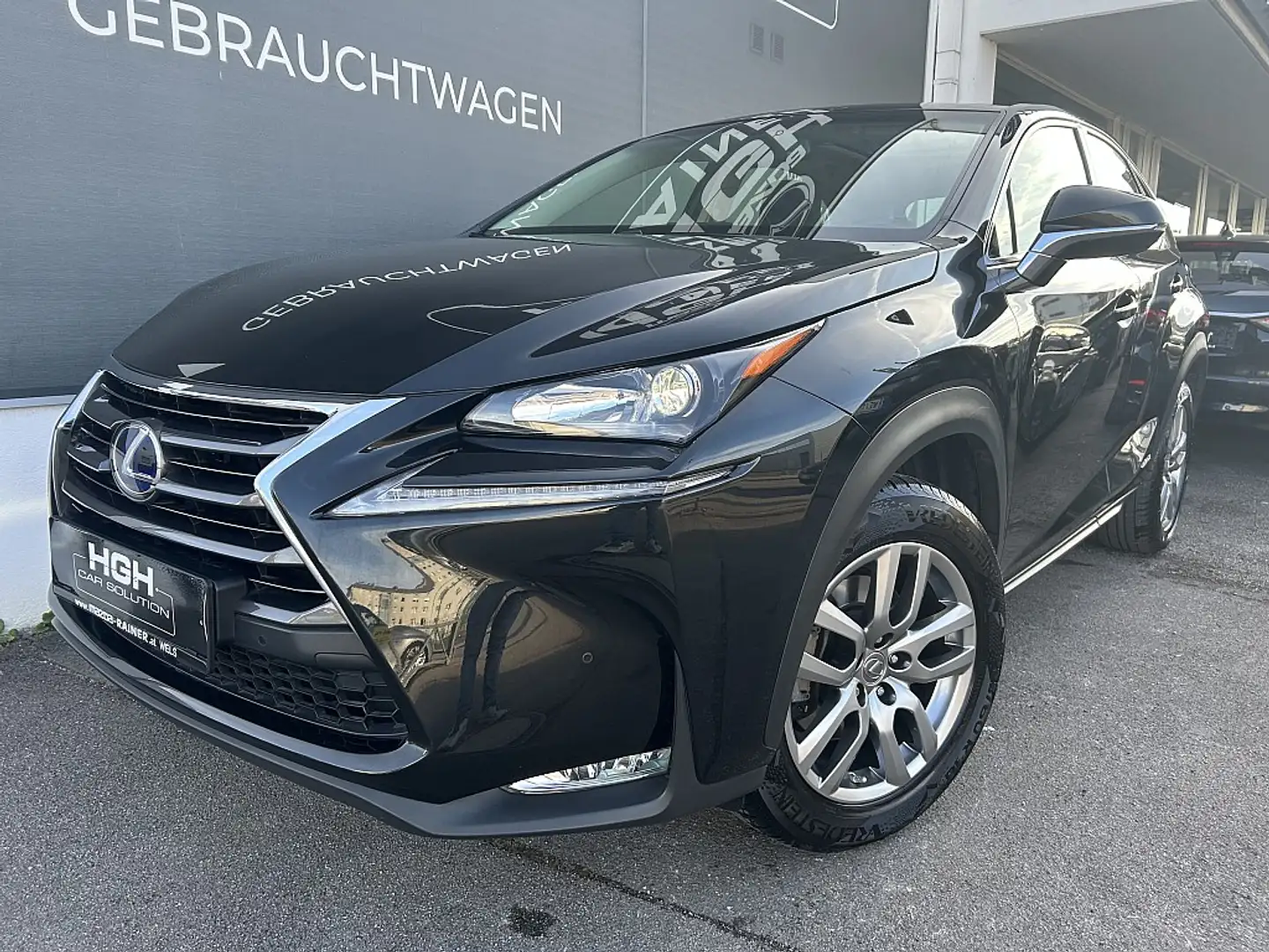 Lexus NX 300h Limited Hybrid Aut. / ALLRAD Schwarz - 1