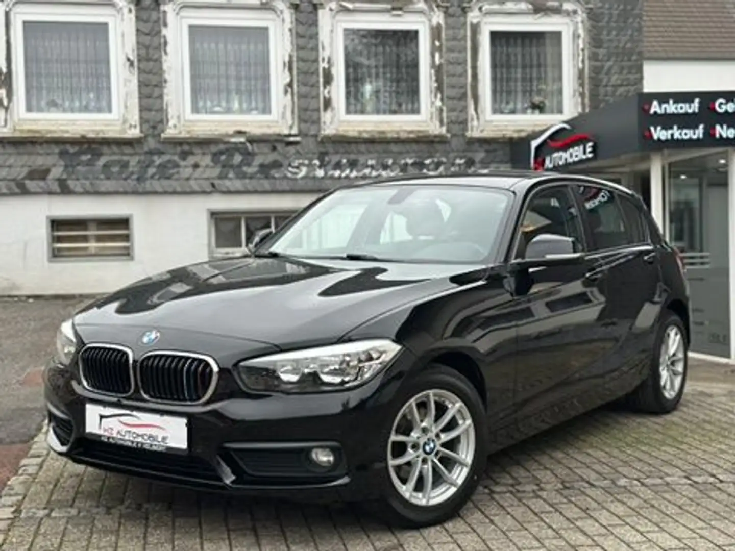 BMW 118 i M-Paket Advantage*TEMP*PDC*SHZ*MFL*LMF*TÜV Schwarz - 2