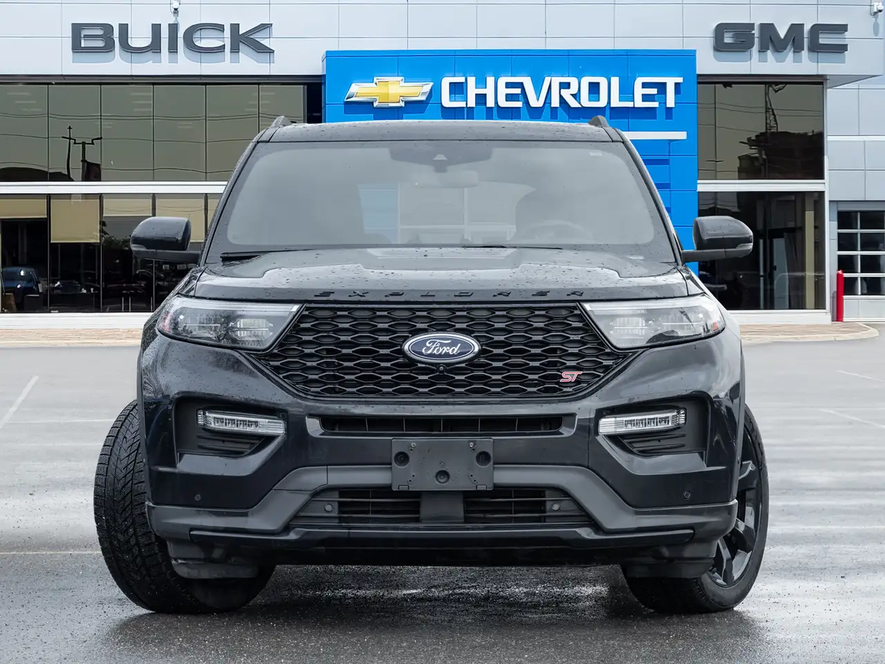 Ford Explorer снимка Ford Explorer