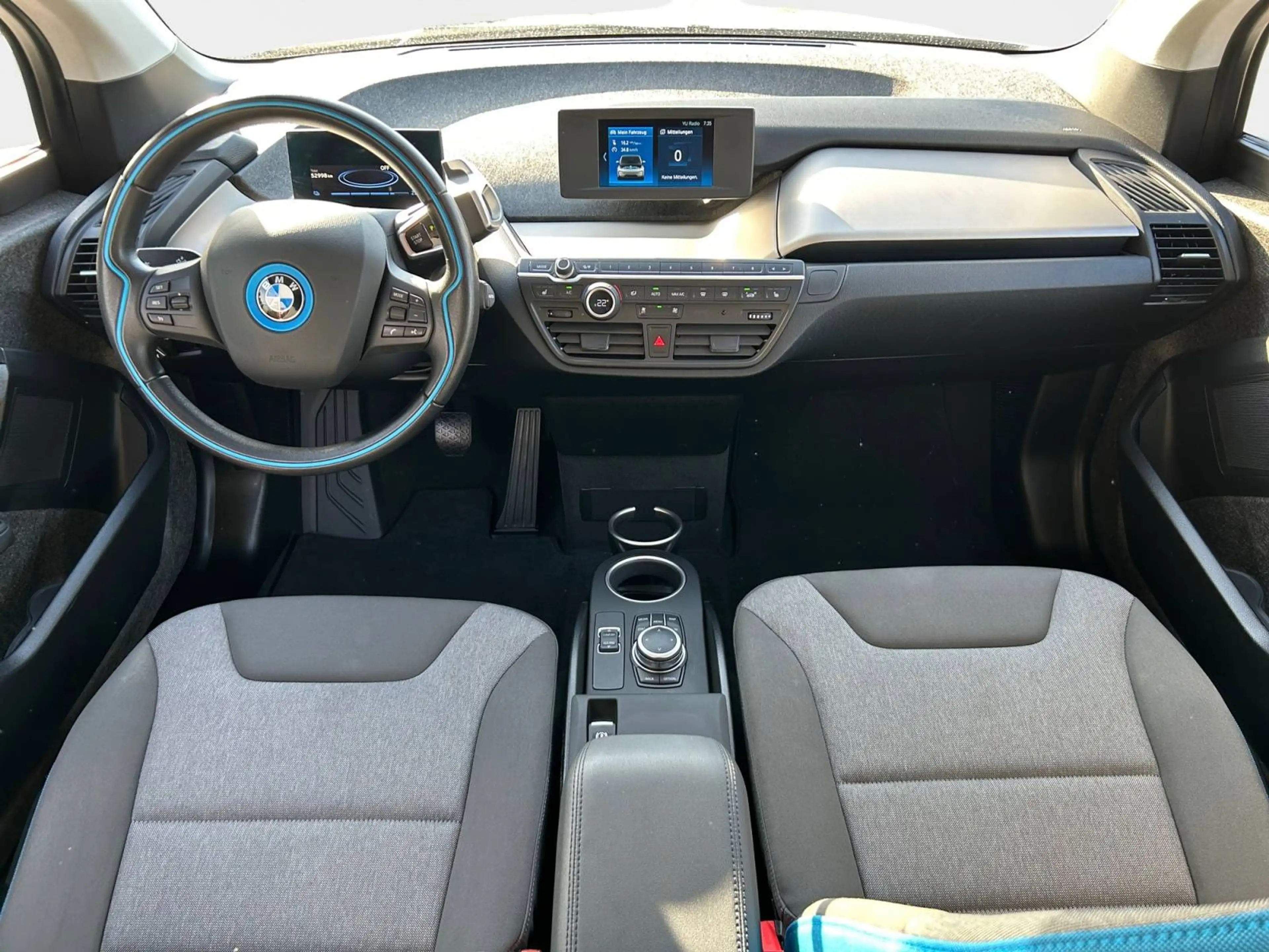 BMW i3 Basis — photo 11