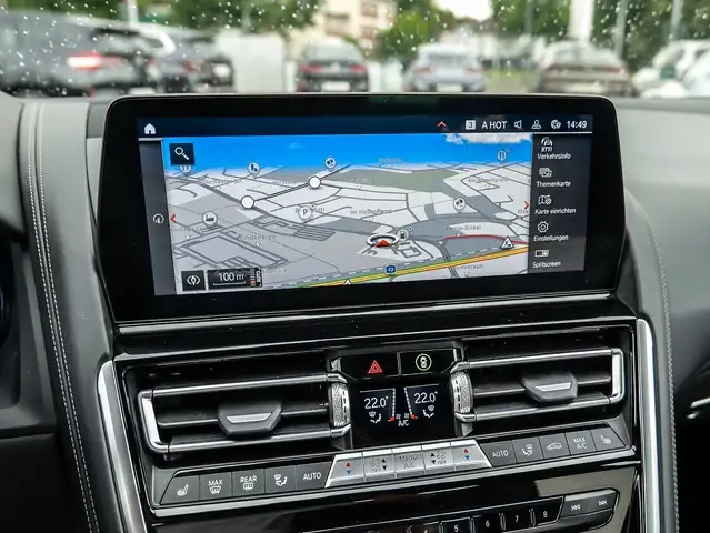 BMW 8 Series view 13