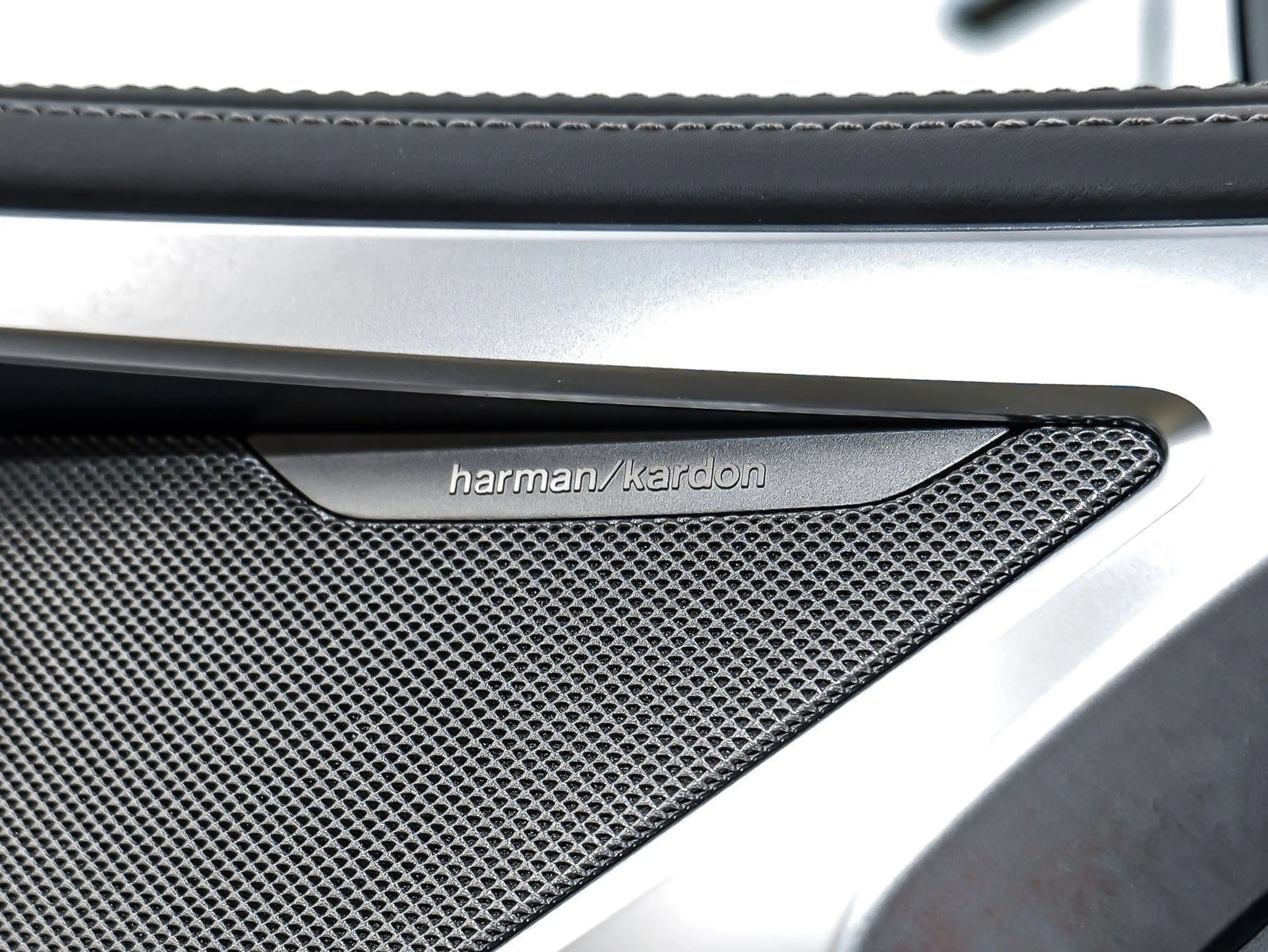 BMW 840 i Gran Coupé M Sport HuD DA Prof. Laser Pano PA+ — photo 14