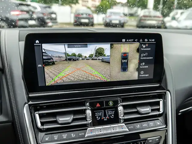BMW 8 Series view 15