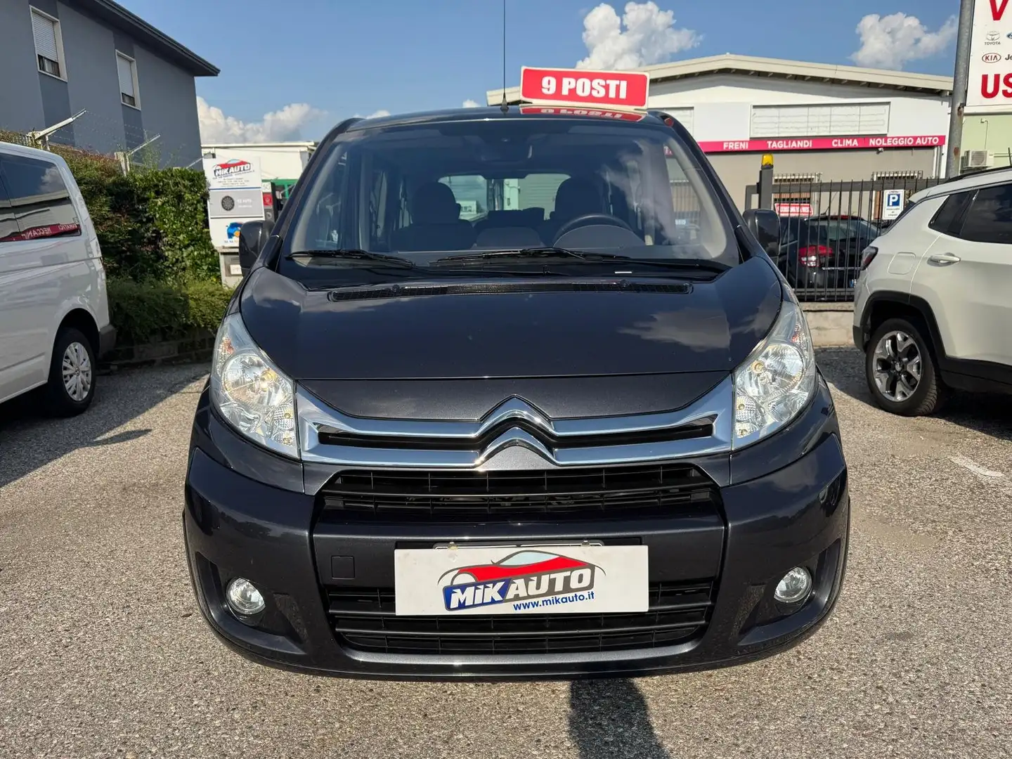 Citroen Jumpy MUTLISPACE C.AUTOMATICO 163 CV 8 POSTI Grau - 2