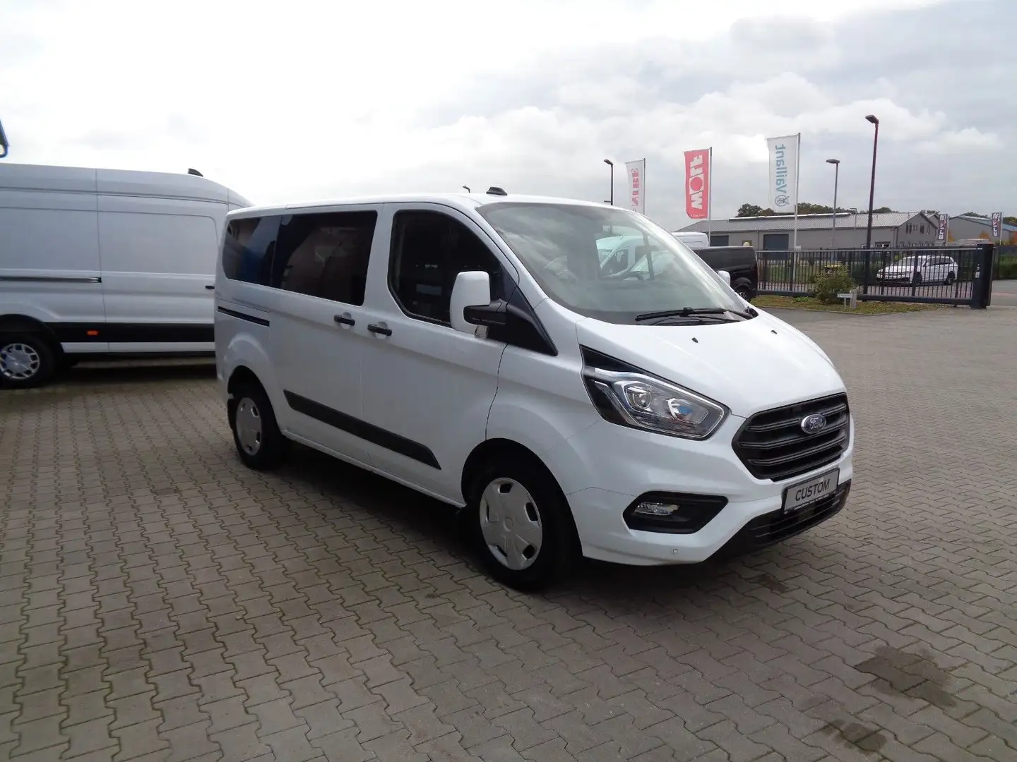 Ford Transit / Tourneo Custom *9-Sitzer* Bianco - 2