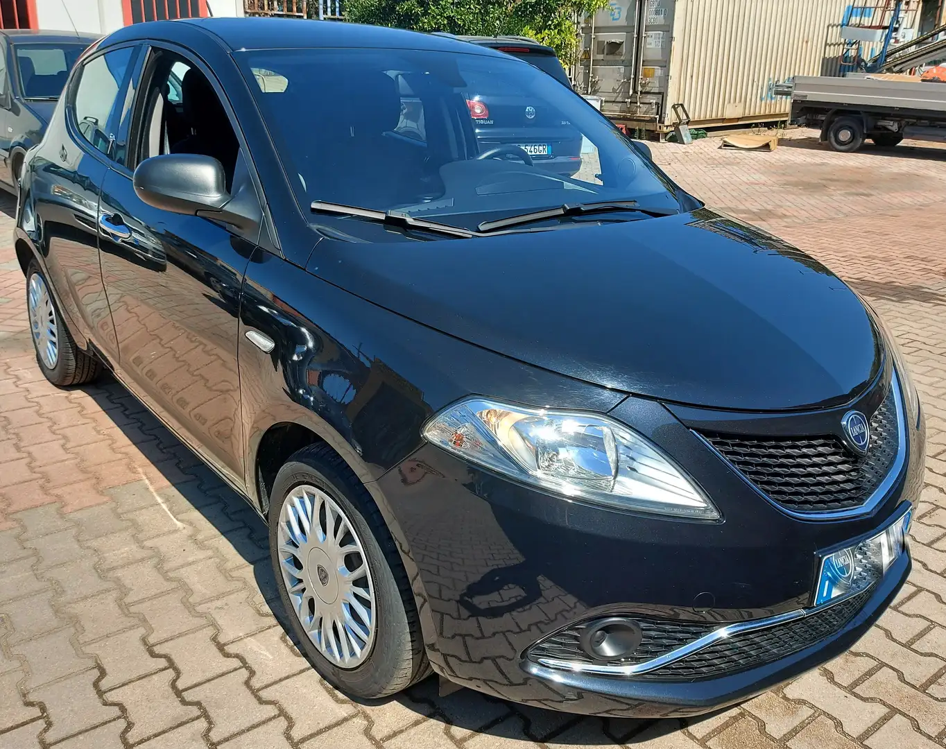 Lancia Ypsilon Ypsilon 1.3 mjt Schwarz - 1