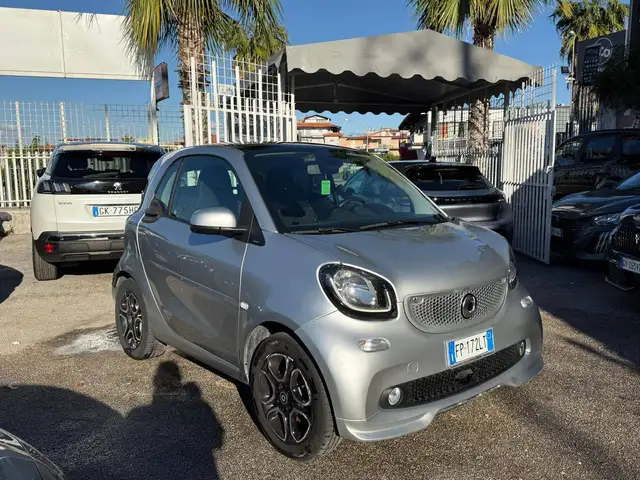 smart forTwo Fortwo III 2015 1.0 Prime 71cv twinamic my18