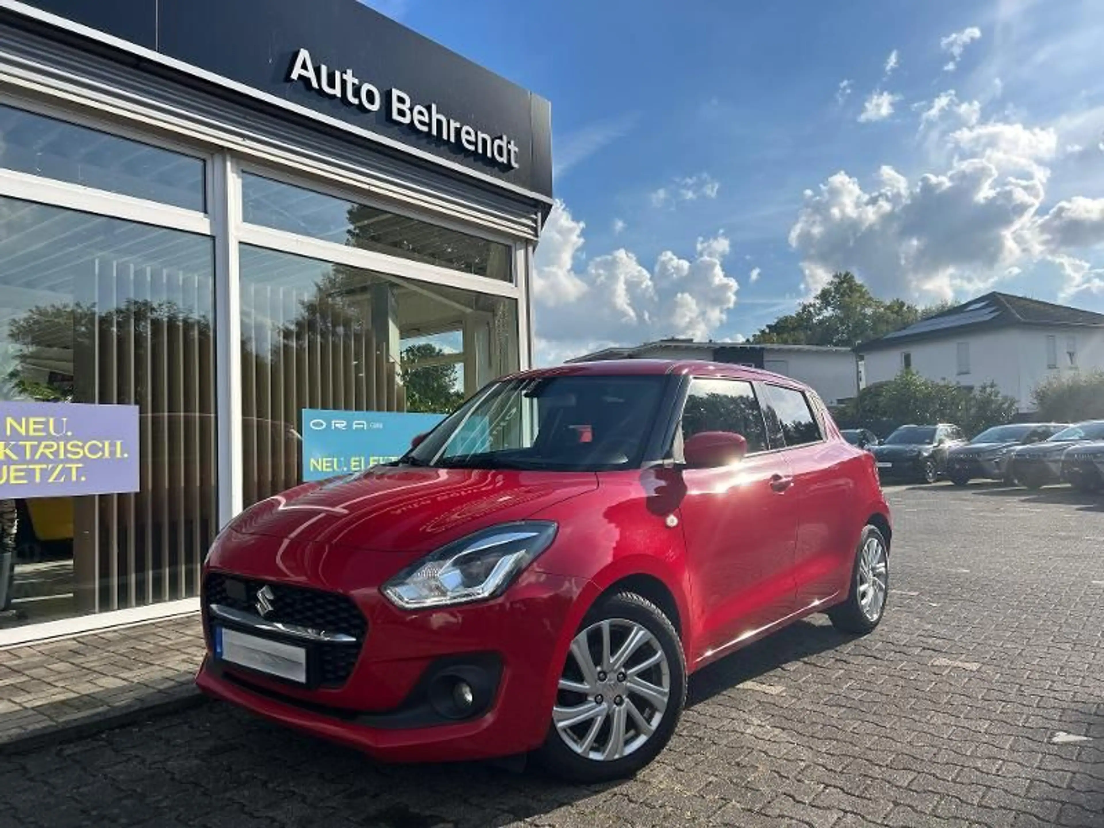Suzuki Swift SWIFT HYBRID 1.2 Comfort 5MT *Kundenvermittlung*
