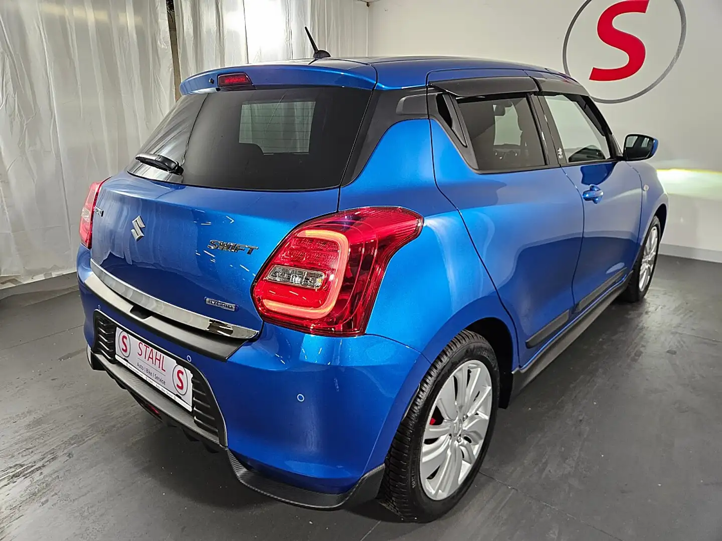 Suzuki Swift 1,2 Hybrid DualJet Shine CVT | Auto Stahl Wien 23 Blau - 2