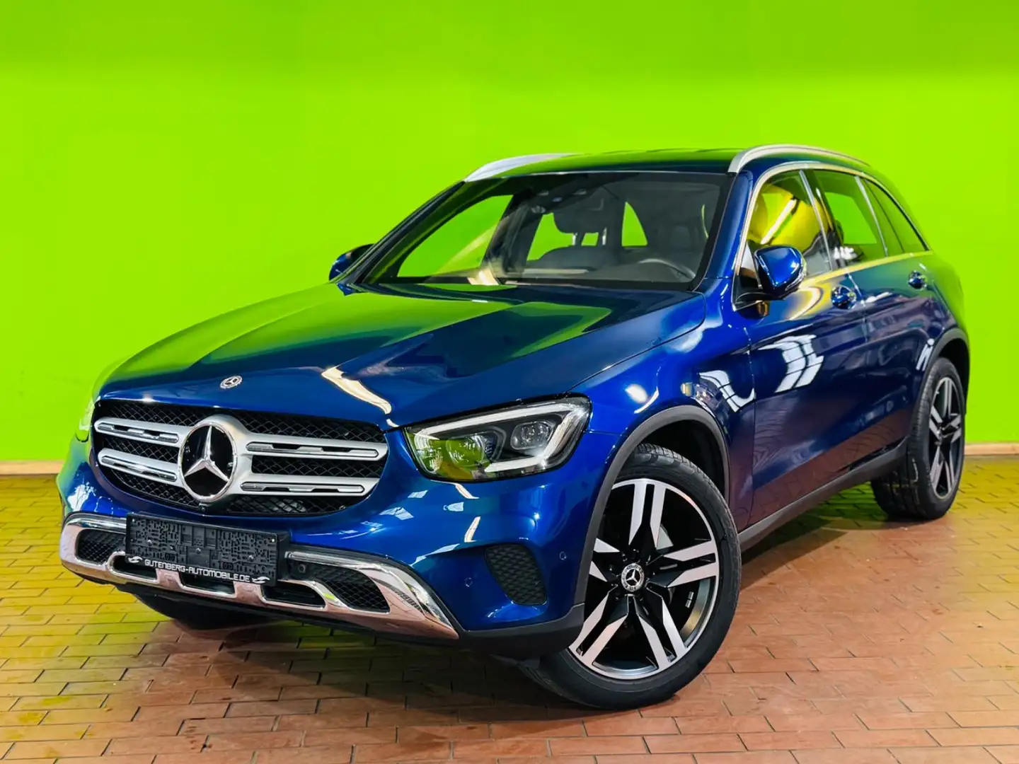 Mercedes-Benz GLC 220 GLC 4Matic OFFROAD+AMG Memory LED Burmester ACC Blau - 1