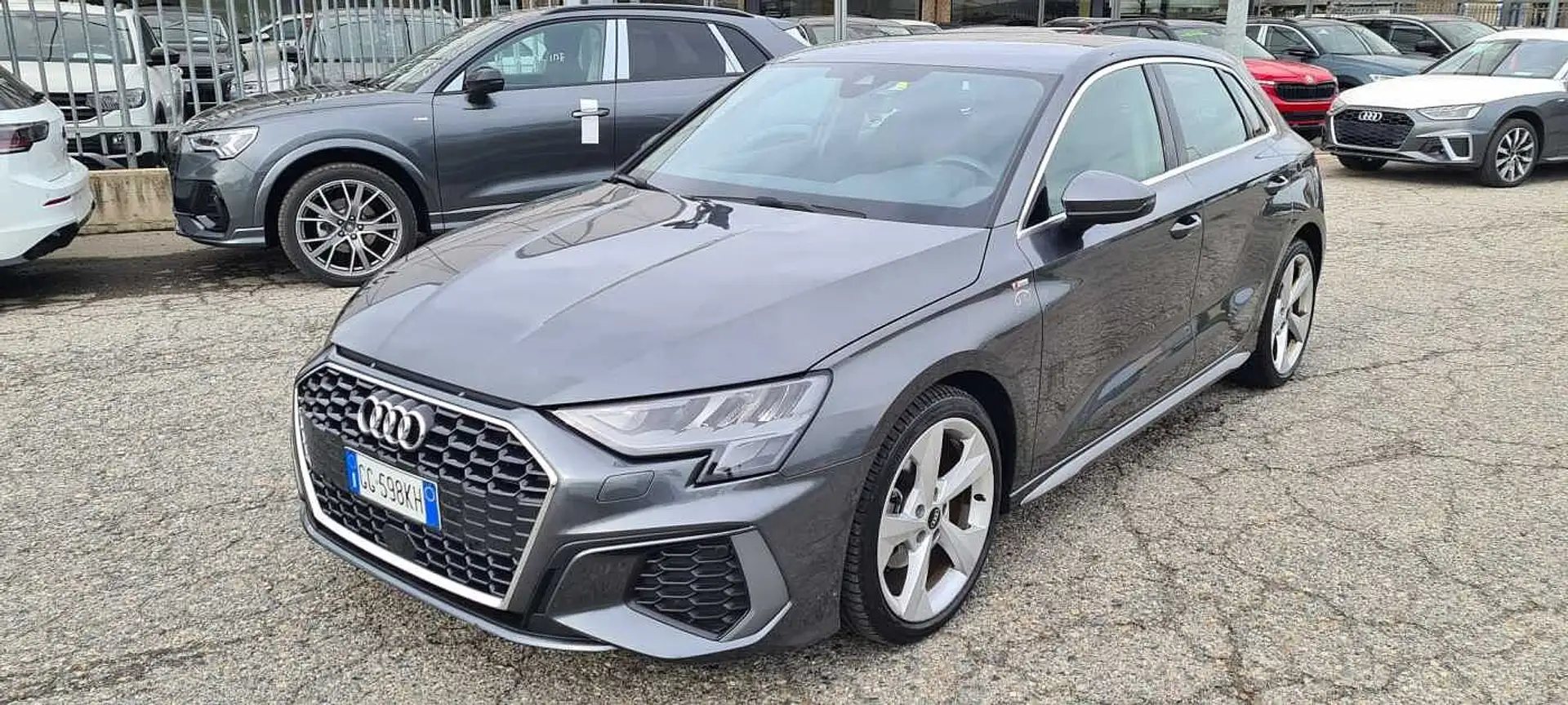 Audi A3 SPB 30 TDI S tronic S-line edit 'PROMO RATA FLEX' Gris - 2