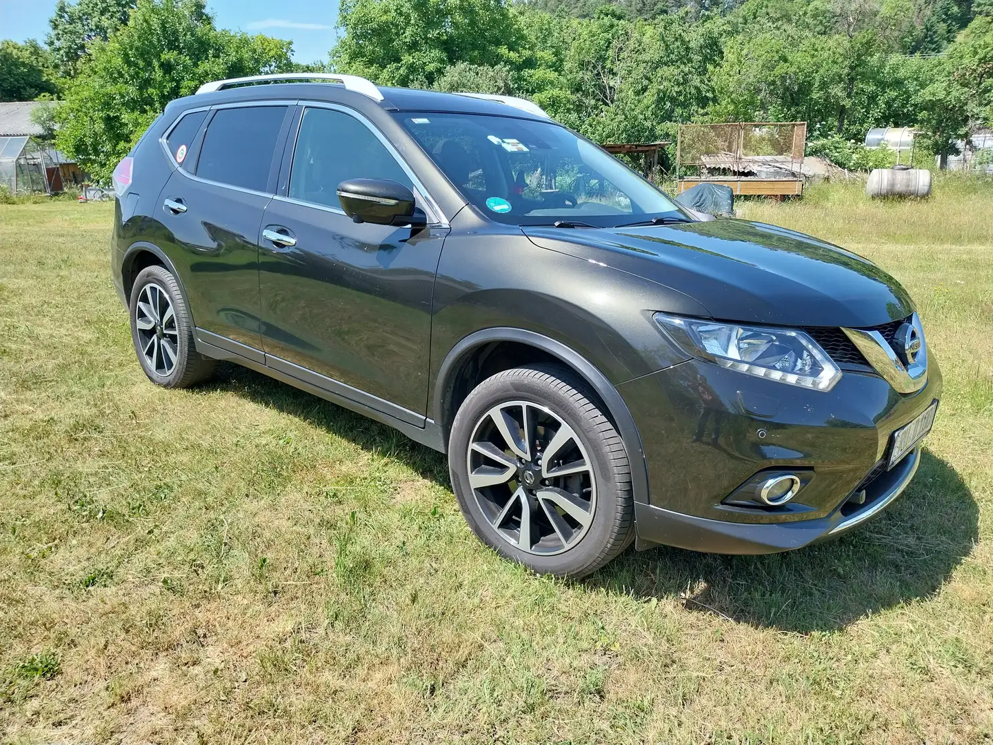 Nissan X-Trail 2.0 dCi ALL-MODE 4x4i N-Vision Grün - 1