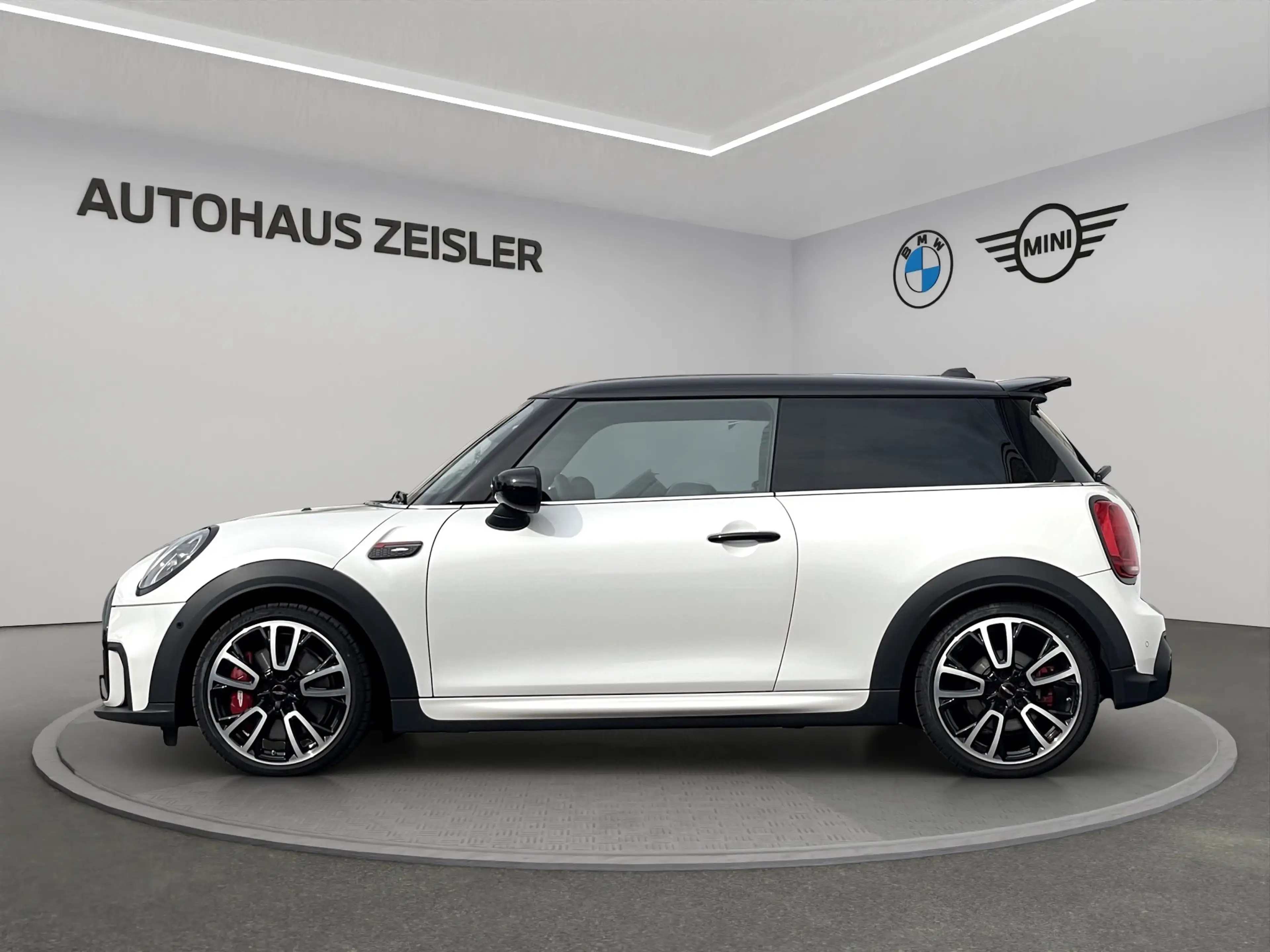 MINI John Cooper Works Head-Up PanoDach Rückfahrkamera HarmanKardon — photo 14