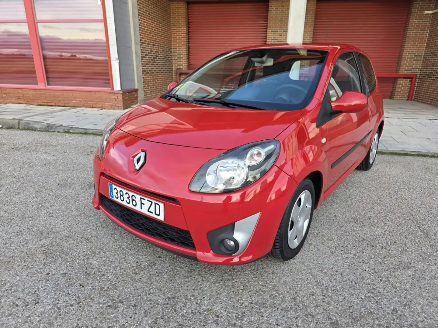 Renault Twingo 1.5dCi Authentique eco2 Rojo - 2