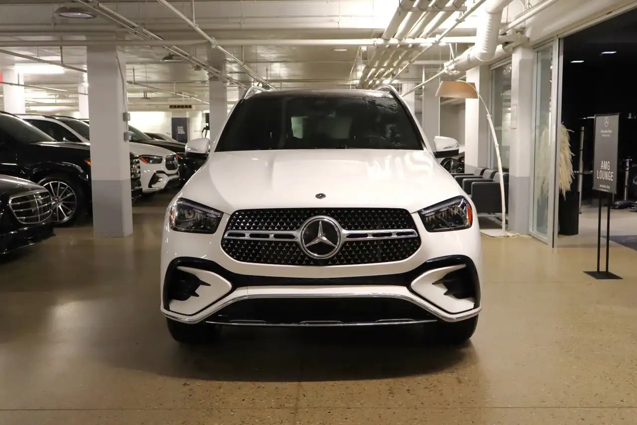 Mercedes-Benz GLE снимка Mercedes-Benz GLE