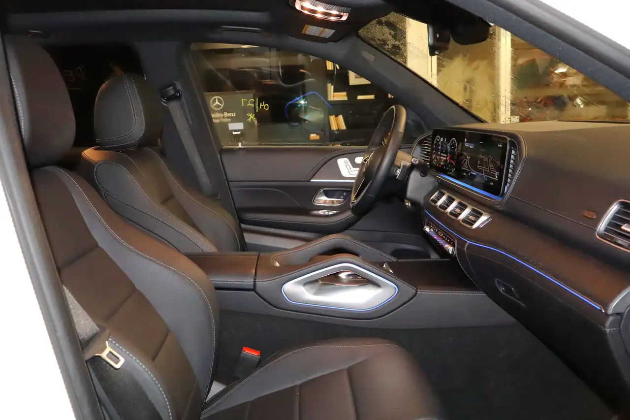 Mercedes-Benz GLE снимка Mercedes-Benz GLE