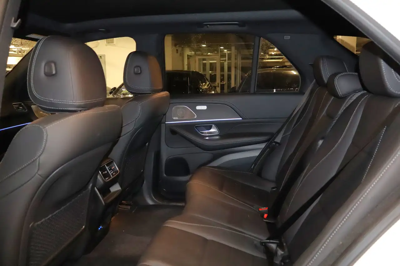 Mercedes-Benz GLE снимка Mercedes-Benz GLE