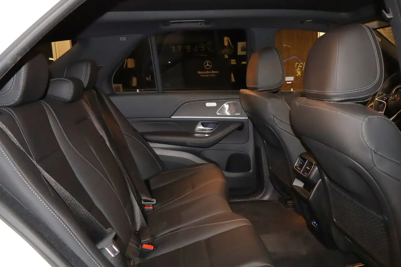Mercedes-Benz GLE снимка Mercedes-Benz GLE