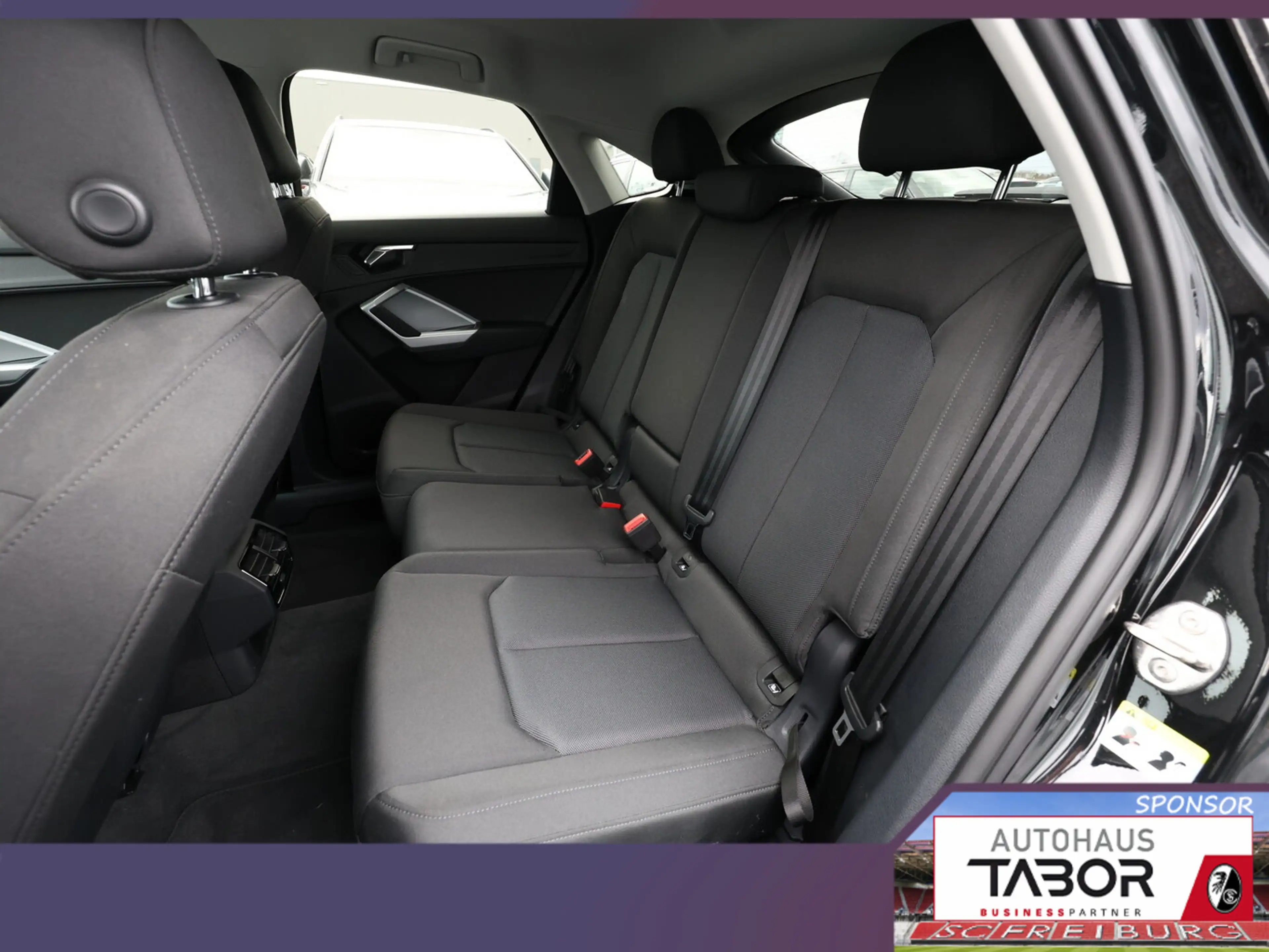 Audi Q3 Sportback 35 1.5 TFSI 150 S-tronic MMI LED — photo 10
