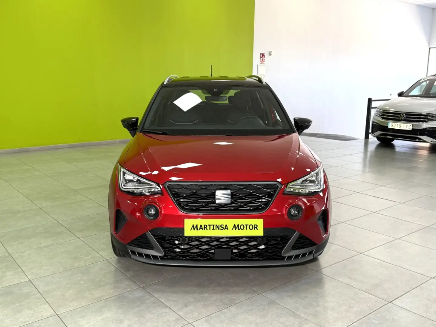 SEAT Arona 1.0 TSI S&S FR DSG7 XM 115 Rojo - 2