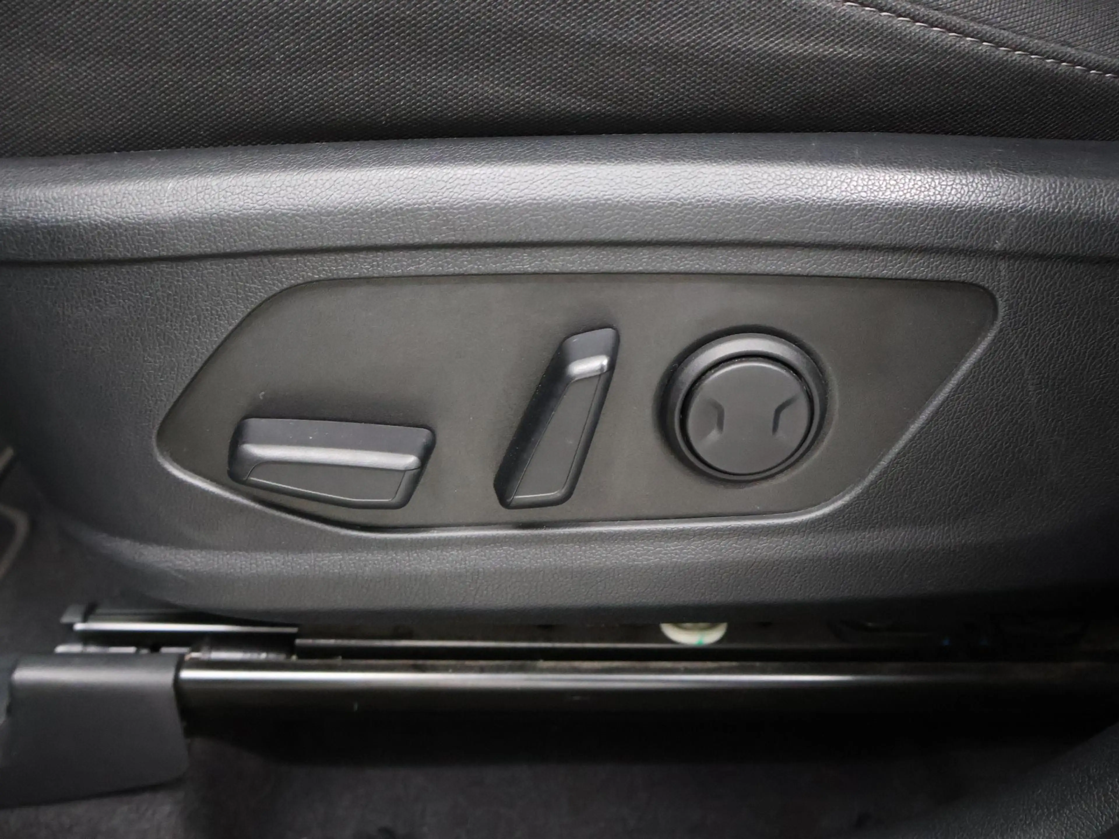 Kia Sorento 1.6 T-GDI Plug-in Hybrid 4WD DynamicLine 7p. | Tre — photo 13