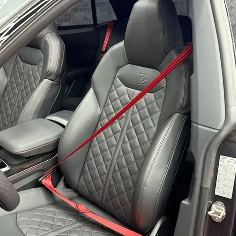 Audi Q8 55 3.0 TFSI e quattro VOLLAUSSTATTUNG Ansicht 8