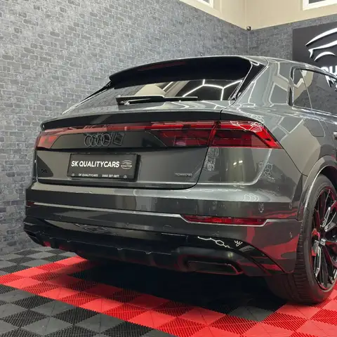 Audi Q8 55 3.0 TFSI e quattro VOLLAUSSTATTUNG Ansicht 45