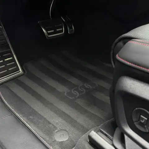 Audi Q8 55 3.0 TFSI e quattro VOLLAUSSTATTUNG Ansicht 30