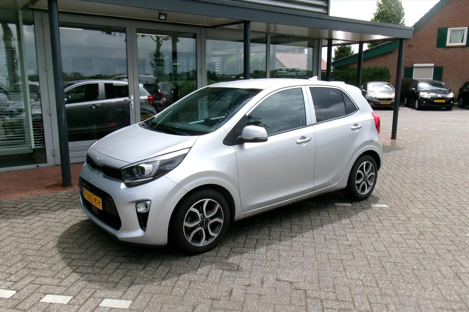 Kia Picanto 1.0 MPi DynamicPlusLine Luxe Org. Ned. 27.000km Gris - 1