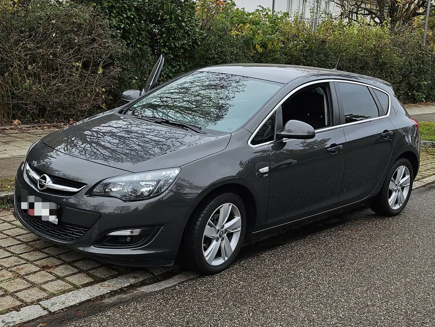 Opel Astra 1.4 Turbo ENERGY Grau - 1