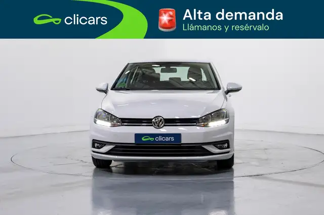 Volkswagen Golf view 2