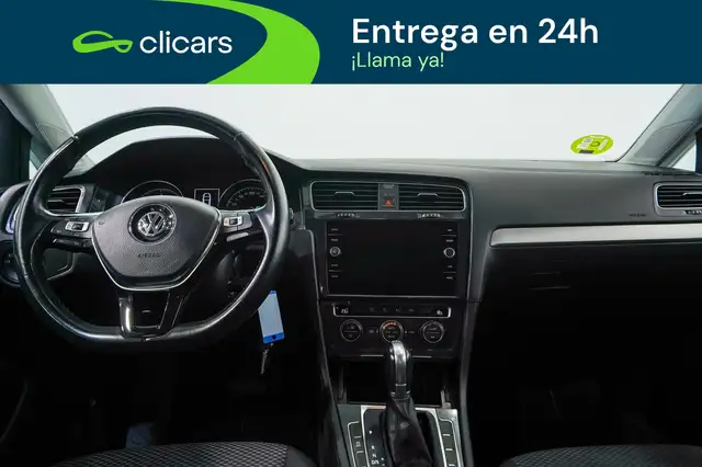 Volkswagen Golf view 13