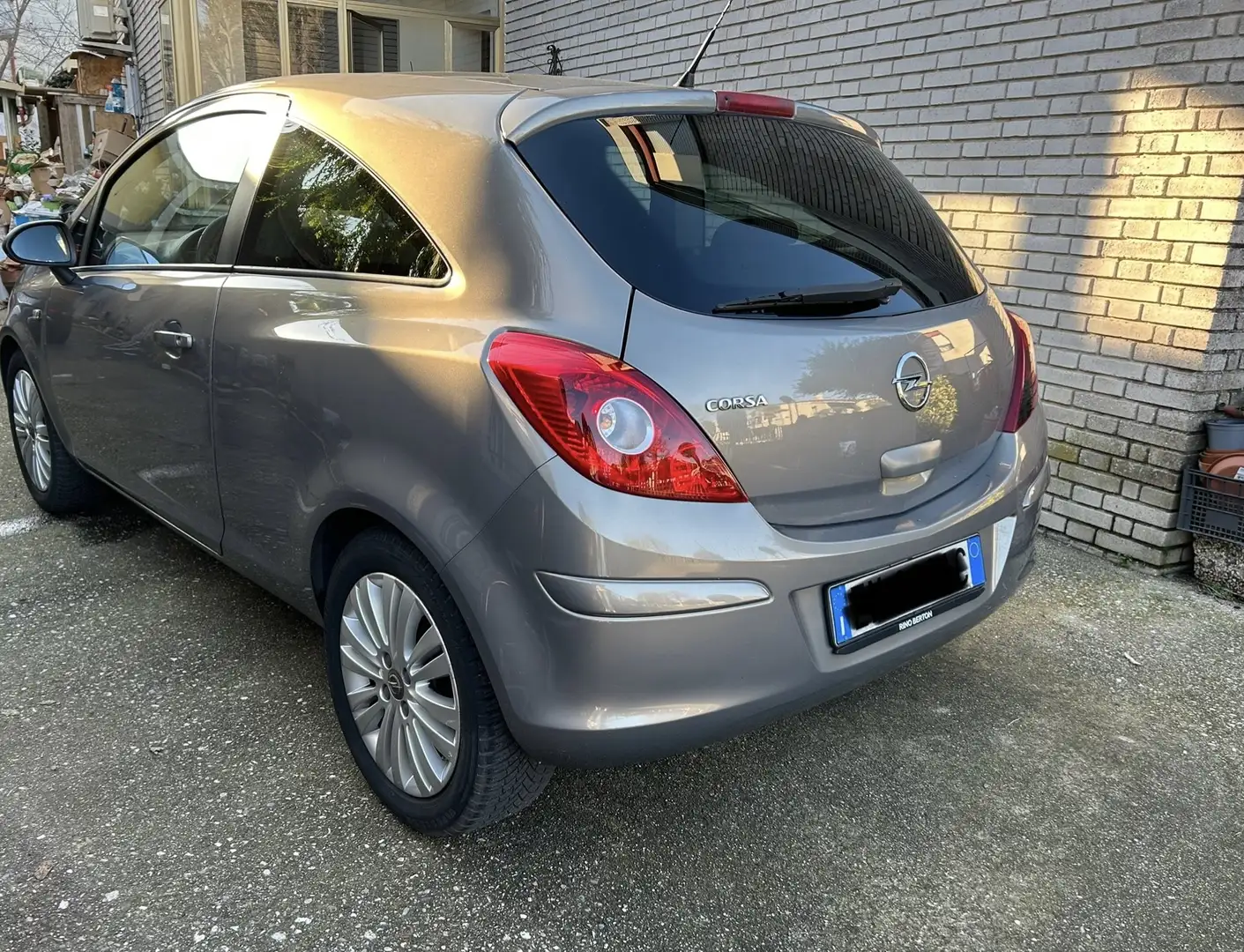 Opel Corsa 3p 1.2 Edition Gpl-tech 85cv PER NEOPATENTATI - 1
