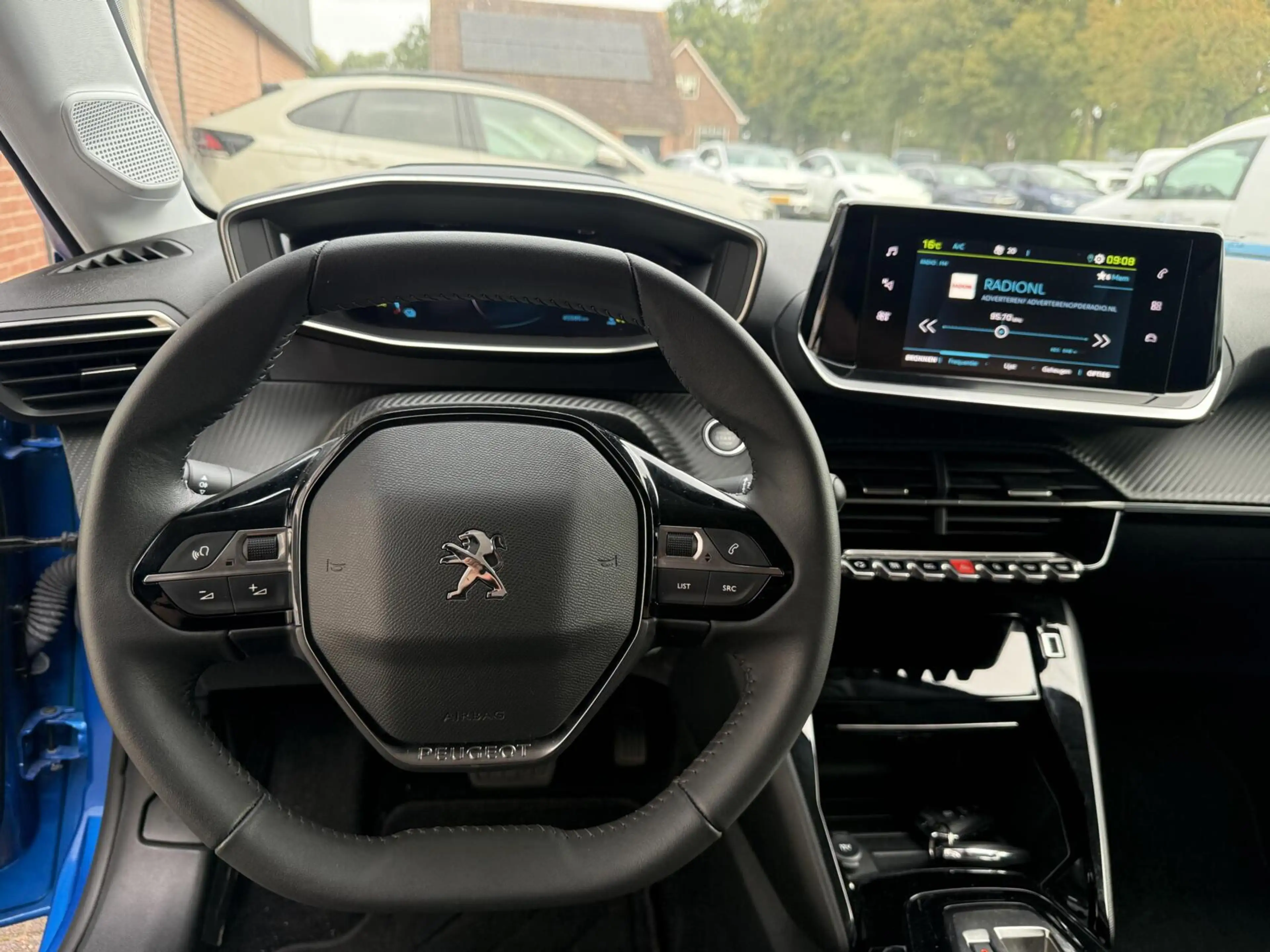 Peugeot e-208 EV Allure Pack 50 kWh SOH 96.7% *ALL-IN PRIJS* — photo 17