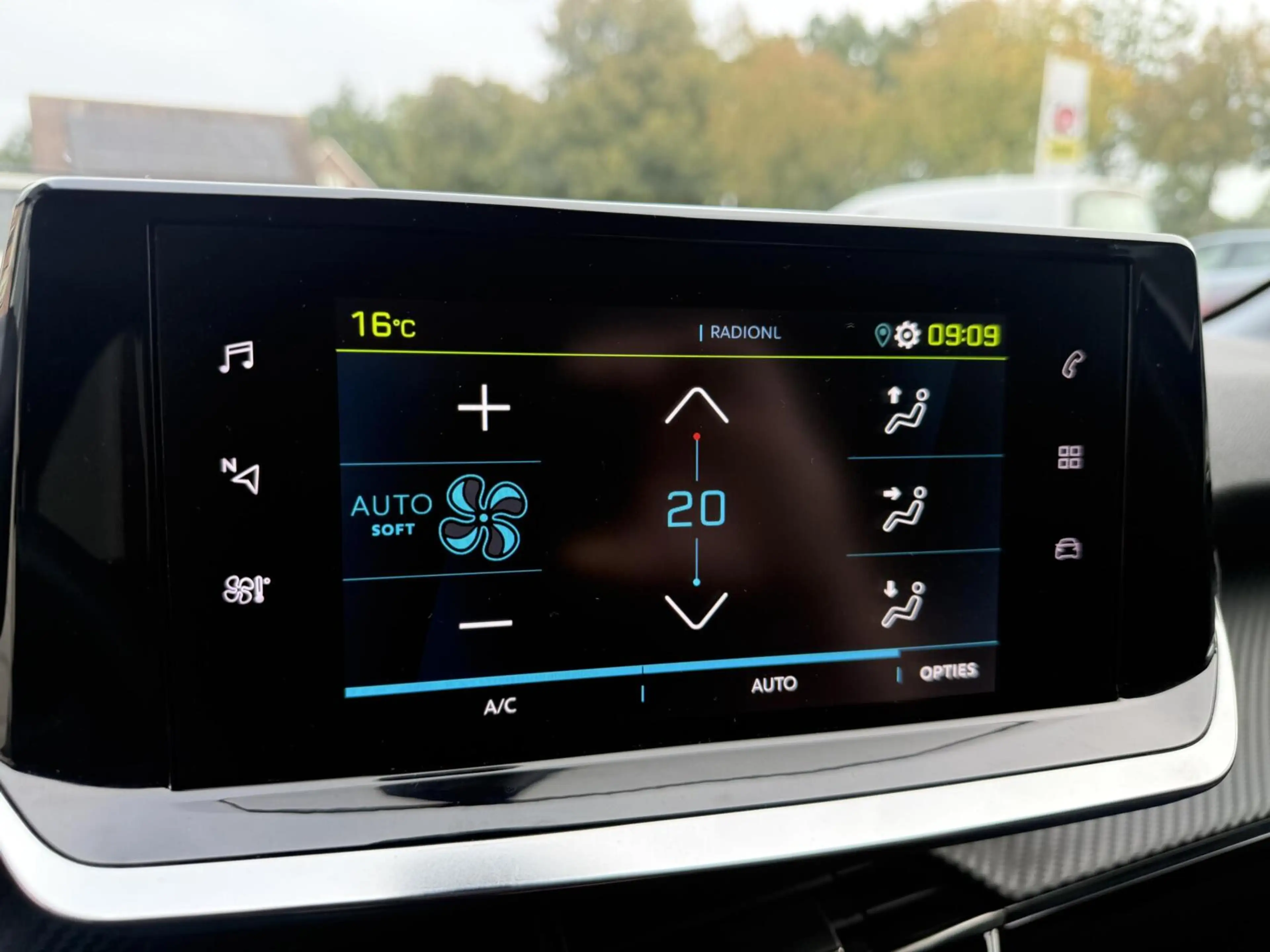 Peugeot e-208 EV Allure Pack 50 kWh SOH 96.7% *ALL-IN PRIJS* — photo 22