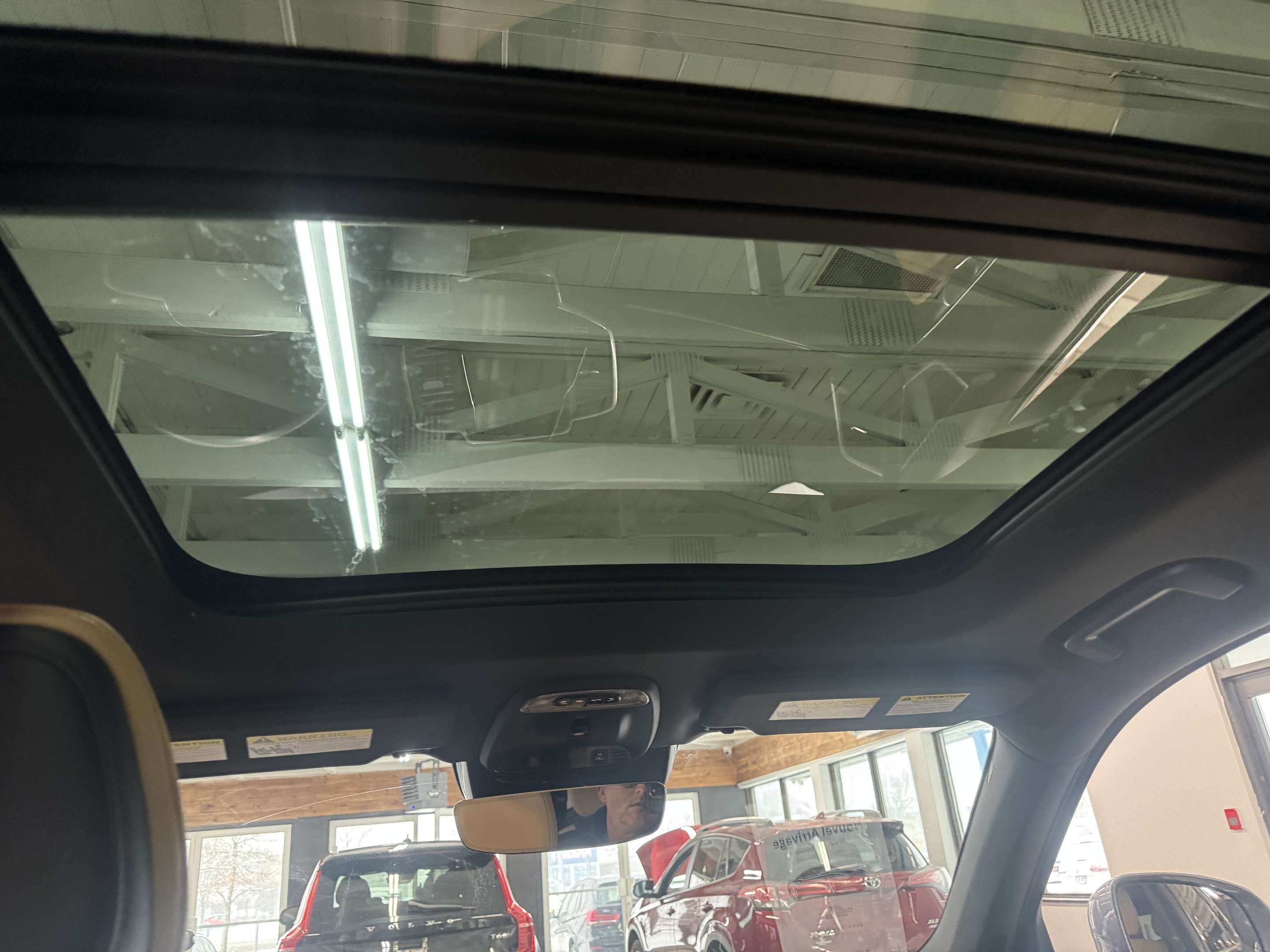 2019 Volvo XC90 T6 AWD Momentum thumb 21