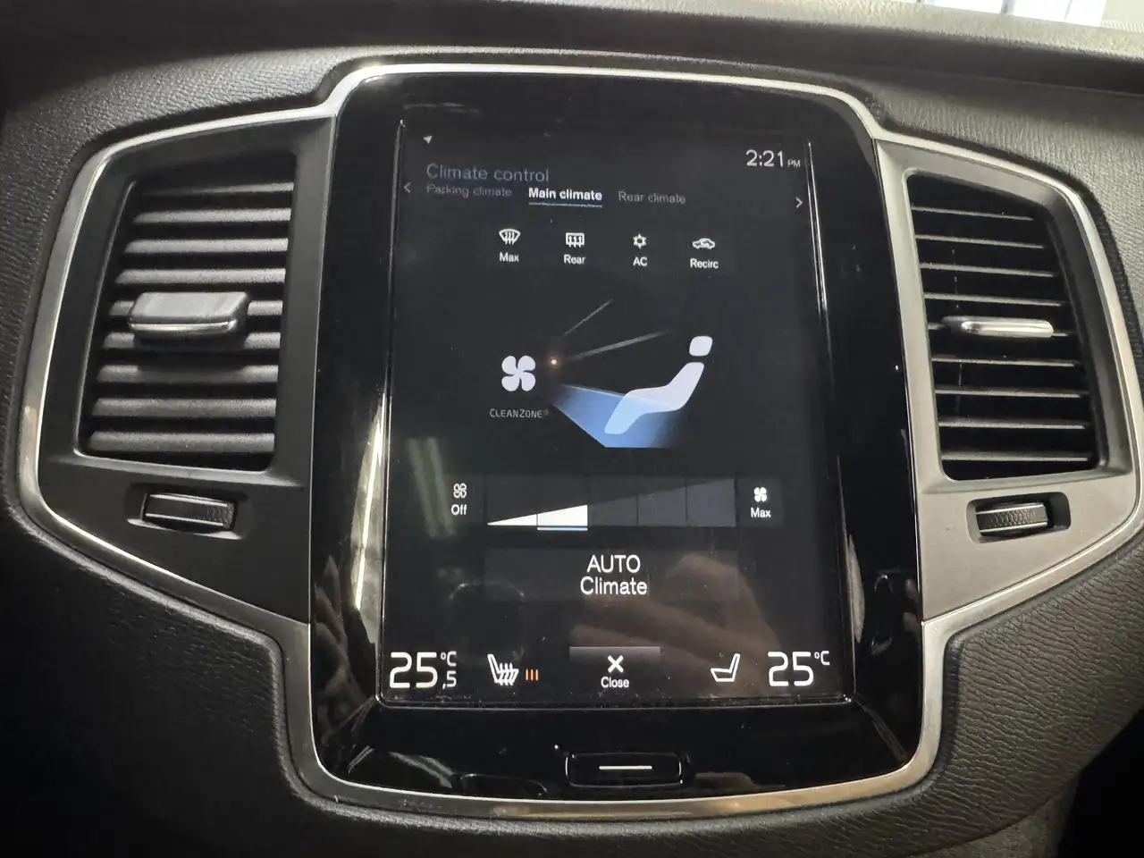 Volvo XC90 снимка Volvo XC90