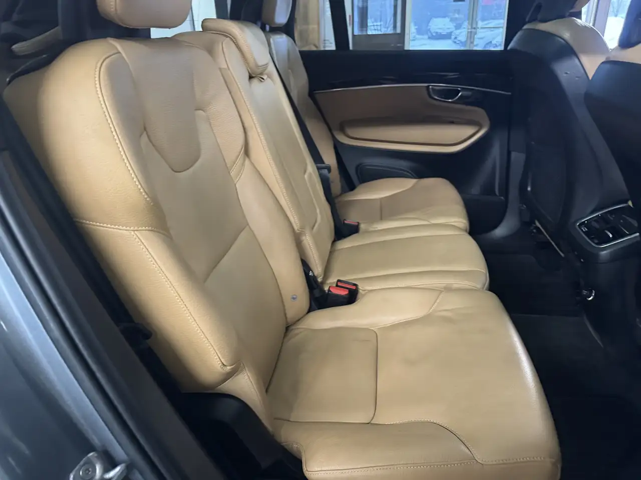 Volvo XC90 снимка Volvo XC90