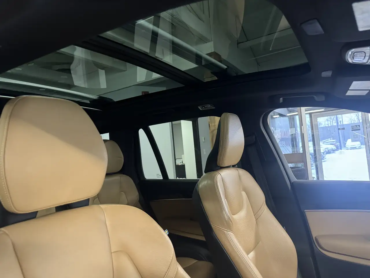 Volvo XC90 снимка Volvo XC90