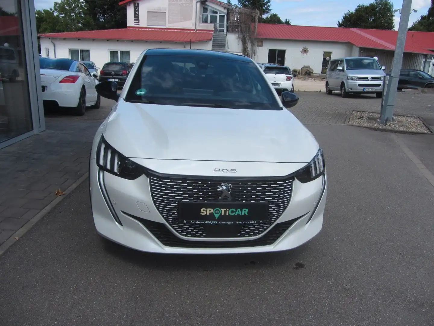 Peugeot 208 Elektromotor 136 GT Pack Blanc - 2