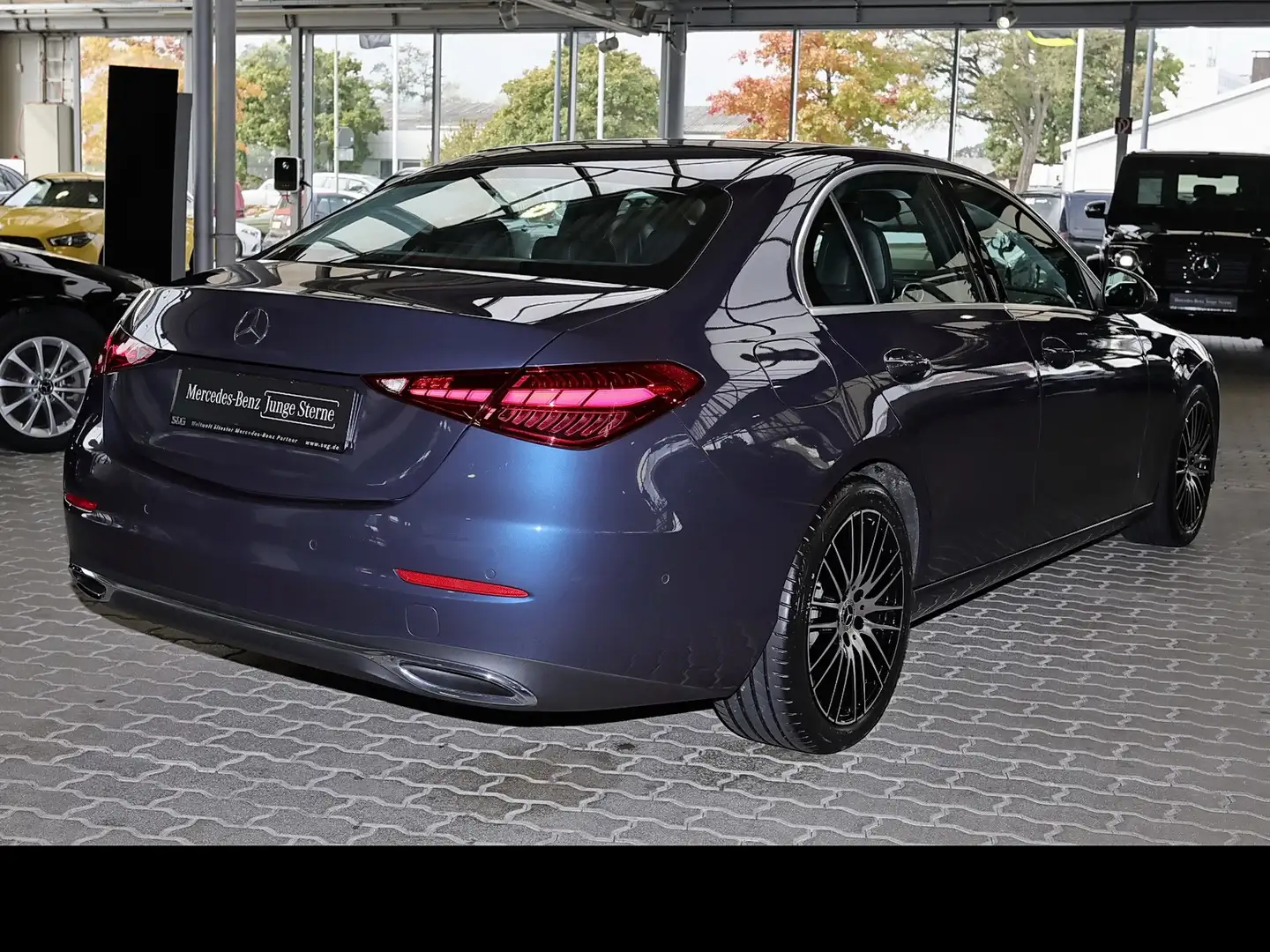 Mercedes-Benz C 200 d Avantgarde RüKam+AHK+LED+18+Sitzhzg Blau - 2