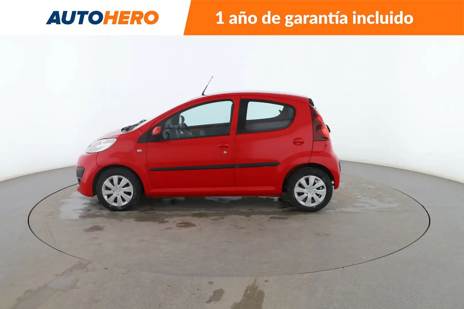 Peugeot 107 1.0i Active Rouge - 2